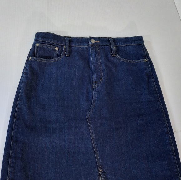 J Crew Dark Rinse Denim Pencil Skirt - Picture 2 of 4